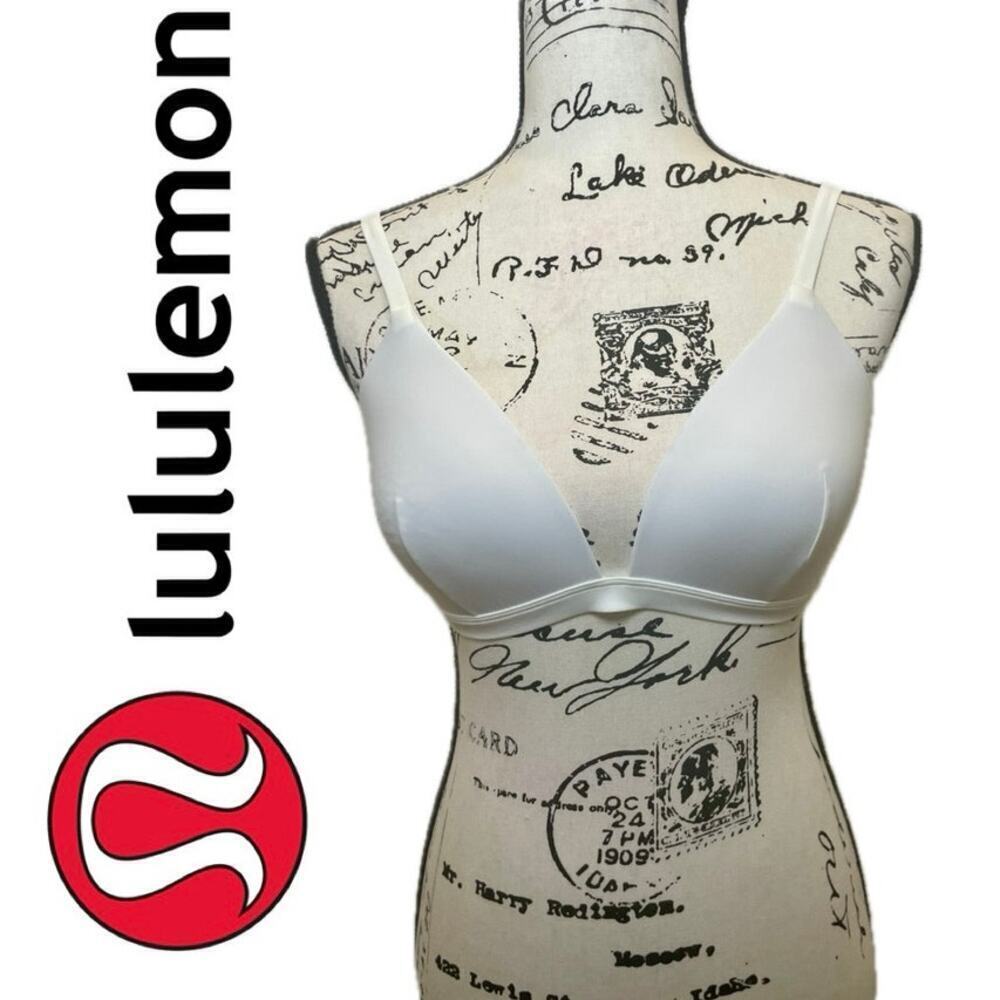 LULULEMON BIKINI TOP SWIM WATERSIDE Sz 8 D WHITE SUPPORT BEACHY ATHLEISURE
